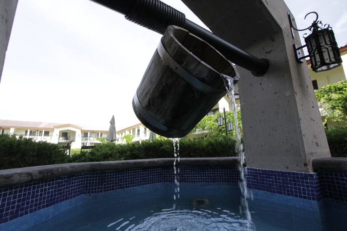 Imagen de los exteriores del Hotel Quinta Dorada and Suites. Foto 5