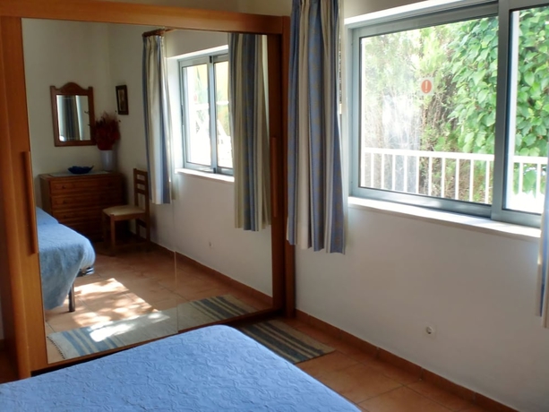 Imagen de la habitación del Hotel Quinta Dos Caracóis. Foto 11