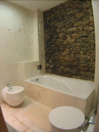 Imagen de la habitación del Hotel Quinta Dos Castanheiros. Foto 8