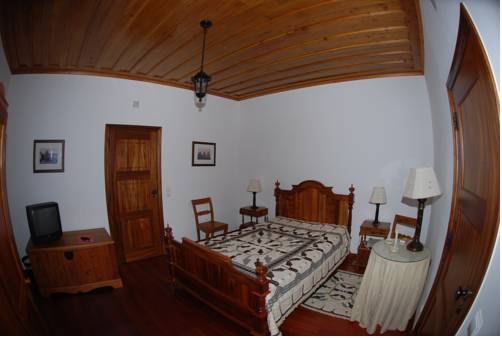 Imagen de la habitación del Hotel Quinta Dos Figos. Foto 11