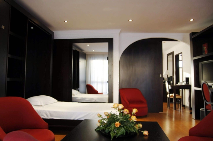 Imagen de la habitación del Hotel Quinta Dos Três Pinheiros. Foto 8