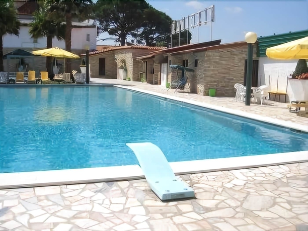 Imagen de la piscina del Hotel Quinta Dos Três Pinheiros. Foto 14