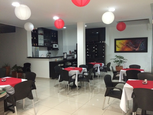 Imagen del bar/restaurante del Hotel Quinta Estacion. Foto 2