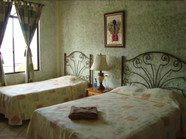 Imagen de la habitación del Hotel Quinta Maya. Foto 13