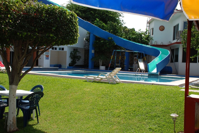Imagen de la piscina del Hotel Quinta Paraiso. Foto 14