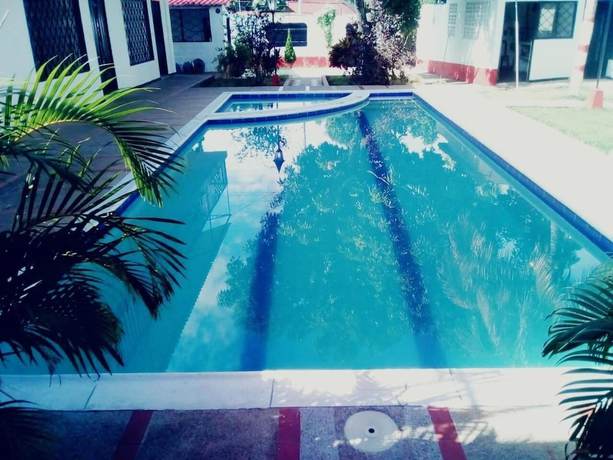 Imagen de la piscina del Hotel Quinta Real Amaranta. Foto 17