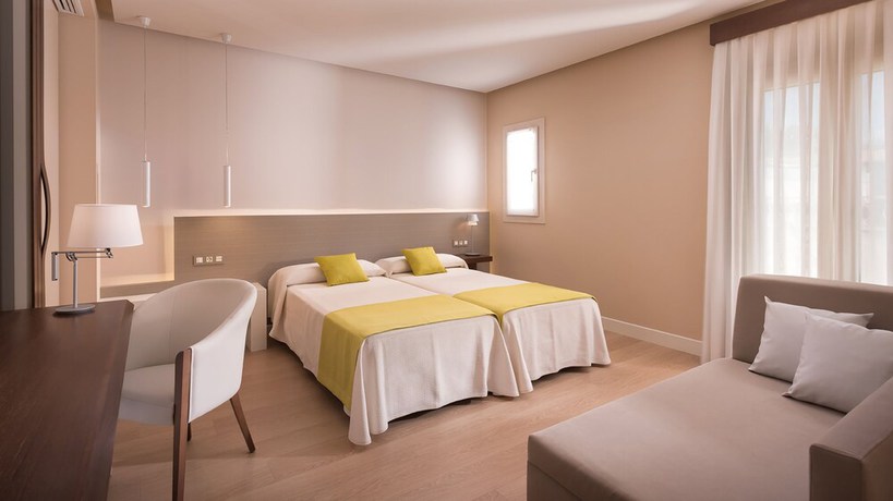 Imagen de la habitación del Hotel Quinta Real Granada. Foto 5