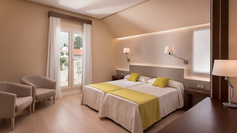 Imagen de la habitación del Hotel Quinta Real Granada. Foto 8