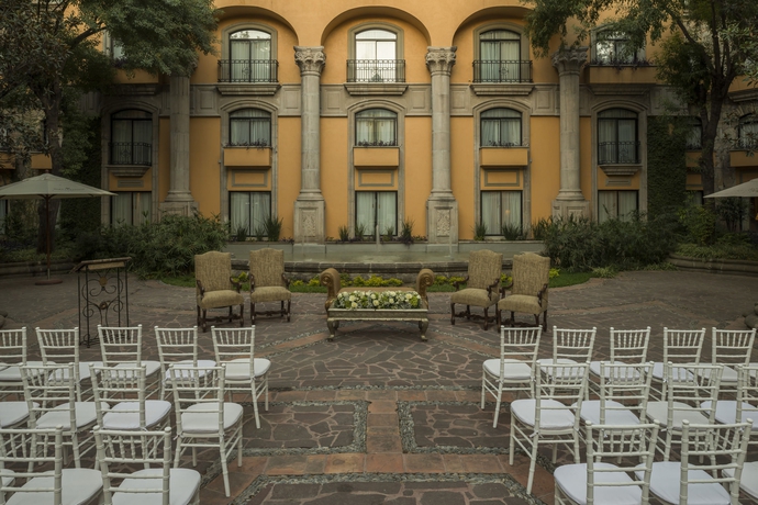 Imagen de los exteriores del Hotel Quinta Real Monterrey. Foto 8