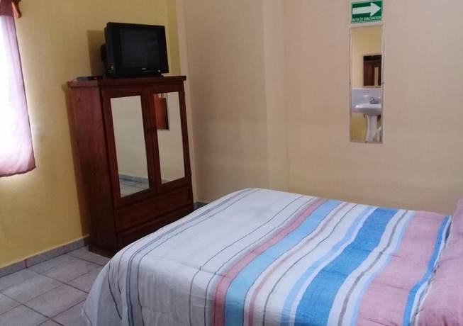 Imagen de la habitación del Hotel Quinta San Juan. Foto 7