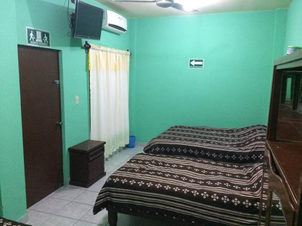 Imagen de la habitación del Hotel Quinta San Juan. Foto 10