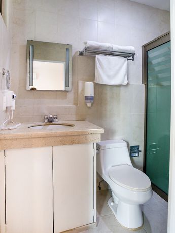 Imagen de la habitación del Hotel Quinta Santa Anita. Foto 13