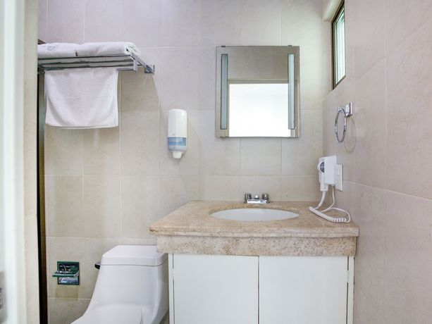 Imagen de la habitación del Hotel Quinta Santa Anita. Foto 19