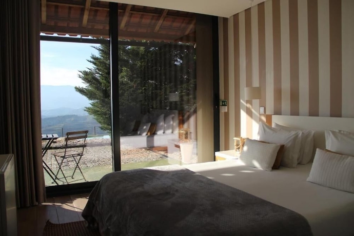 Imagen de la habitación del Hotel Quinta da Corujeira. Foto 13