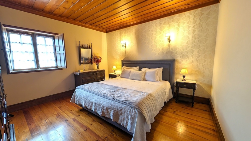 Imagen de la habitación del Hotel Quinta do Burgo. Foto 11