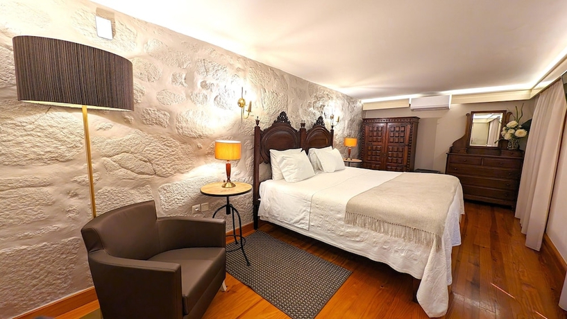Imagen de la habitación del Hotel Quinta do Burgo. Foto 16