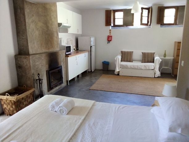 Imagen de la habitación del Hotel Quinta do Castanheiro. Foto 10