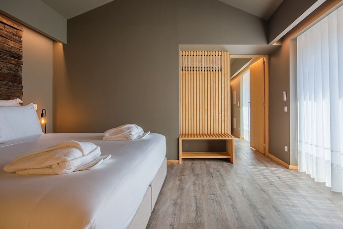 Imagen de la habitación del Hotel Quinta do Pedregal Hotel and Spa. Foto 9