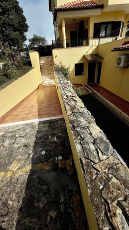 Imagen de los interiores del Hotel Quinta dos Amarelos Sesimbra. Foto 14