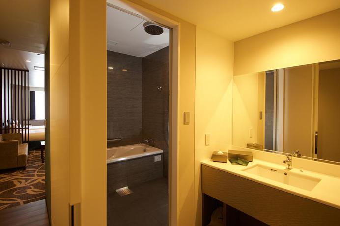 Imagen de la habitación del Hotel Quintessa Osaka Bay. Foto 8