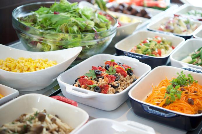 Imagen del bar/restaurante del Hotel Quintessa Osaka Bay. Foto 3