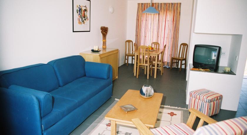 Imagen de la habitación del Hotel Quintinha Village. Foto 3