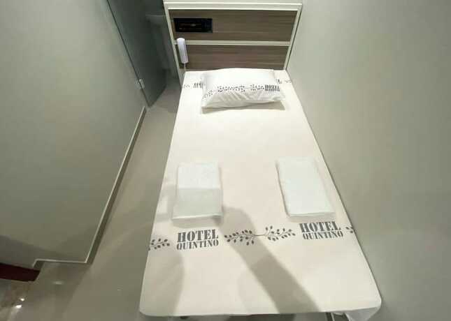 Imagen de la habitación del Hotel Quintino. Foto 11