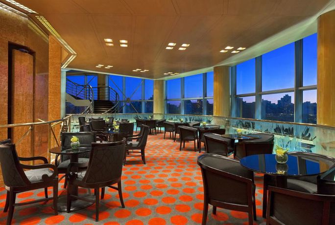 Imagen de los interiores del Hotel Quinto Centenario, C&Oacute;RDOBA (AR). Foto 4