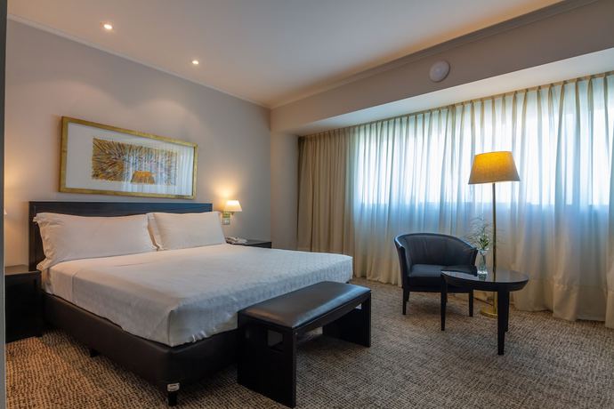 Imagen de la habitación del Hotel Quinto Centenario. Foto 10