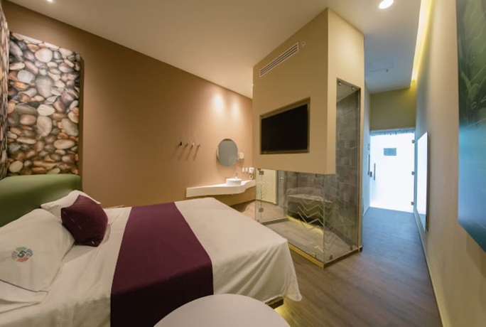 Imagen general del Hotel Quinto Elemento. Foto 1