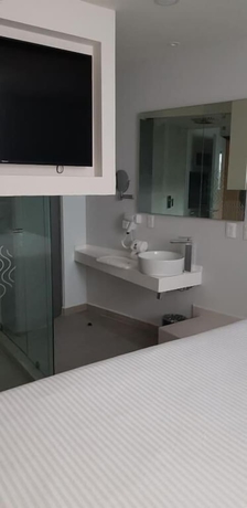 Imagen de la habitación del Hotel Quinto Elemento. Foto 14