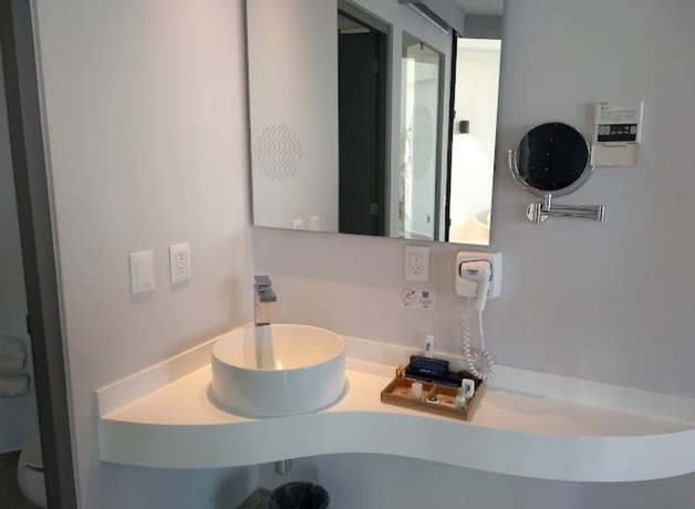 Imagen de la habitación del Hotel Quinto Elemento. Foto 18
