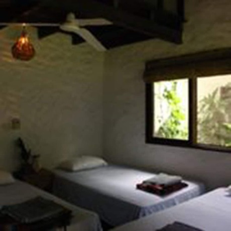 Imagen de la habitación del Hotel Quinto Sol. Foto 2