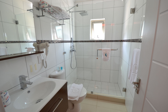 Imagen de la habitación del Hotel Quint's Travelers Inn. Foto 4