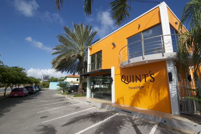 Imagen general del Hotel Quint's Travelers Inn. Foto 2