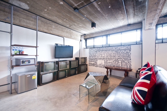 Imagen de los interiores del Hotel Quip Bed and Breakfast Phuket. Foto 14