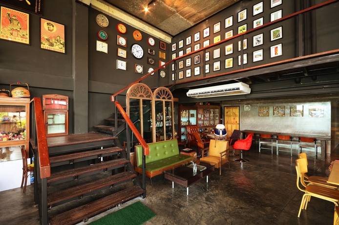 Imagen de los interiores del Hotel Quip Bed and Breakfast Phuket. Foto 16