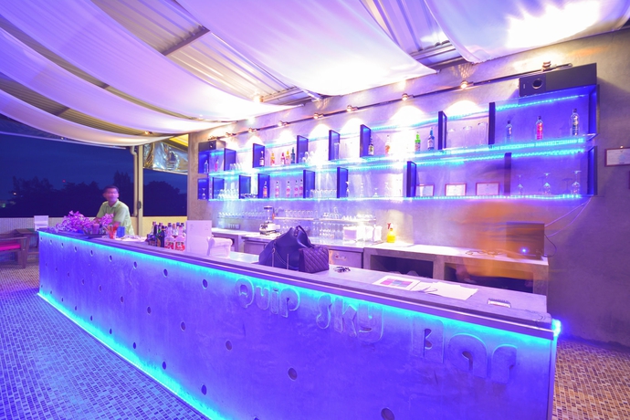 Imagen del bar/restaurante del Hotel Quip Bed and Breakfast Phuket. Foto 9