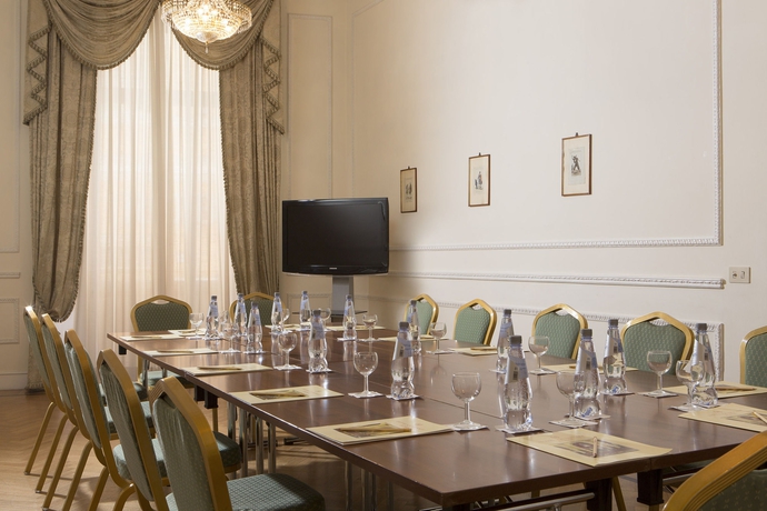 Imagen de los interiores del Hotel Quirinale. Foto 13