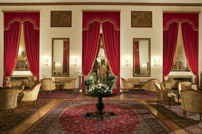 Imagen de los interiores del Hotel Quirinale. Foto 15
