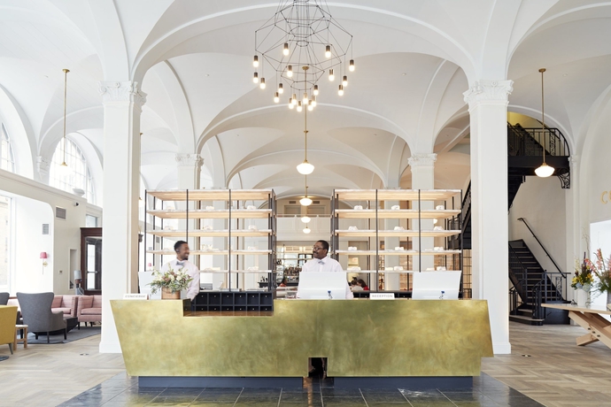 Imagen de los interiores del Hotel Quirk. Foto 17