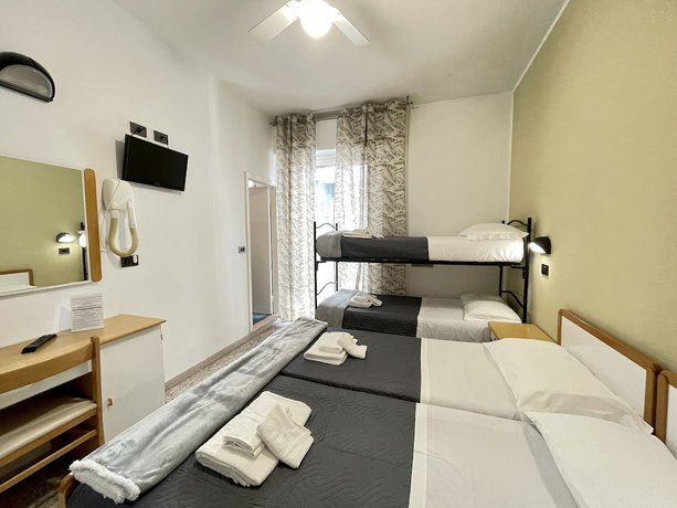 Imagen de la habitación del Hotel Quisisana Riccione. Foto 6