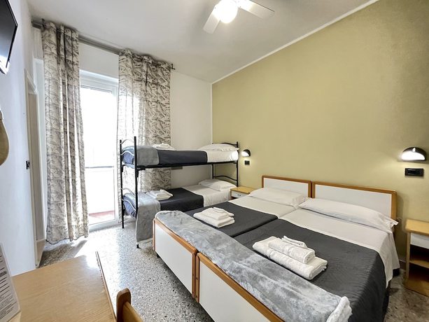 Imagen de la habitación del Hotel Quisisana Riccione. Foto 9
