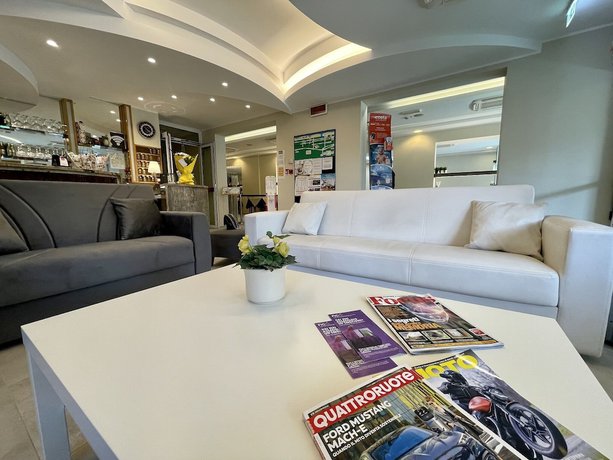 Imagen de los interiores del Hotel Quisisana Riccione. Foto 17