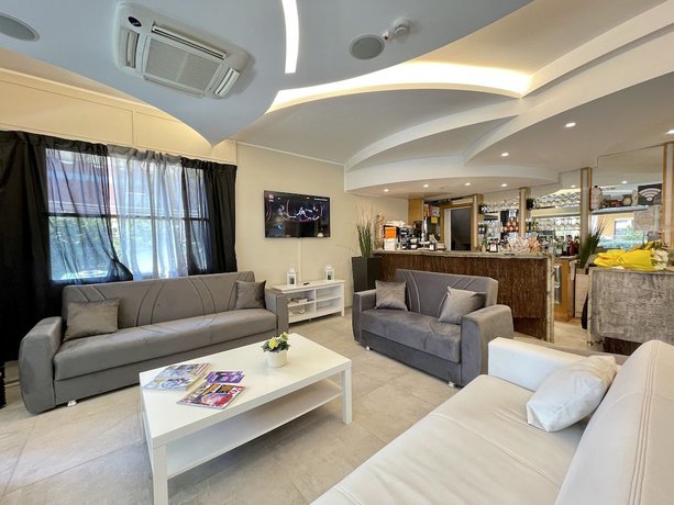 Imagen de los interiores del Hotel Quisisana Riccione. Foto 20