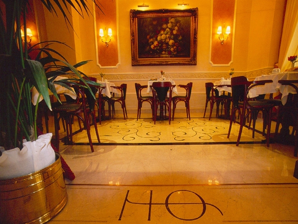 Imagen del bar/restaurante del Hotel Quisisana, Termini. Foto 3