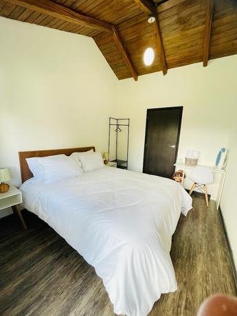 Imagen de la habitación del Hotel Quito Airport Suites. Foto 2