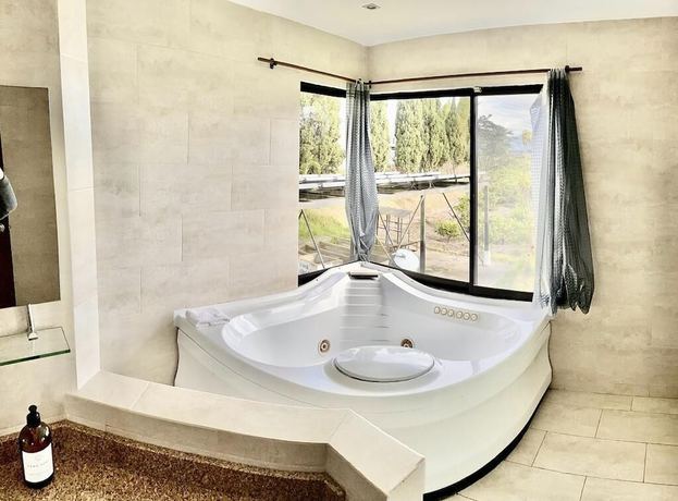 Imagen de la habitación del Hotel Quito Airport Suites. Foto 11