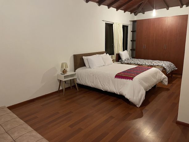 Imagen de la habitación del Hotel Quito Airport Suites. Foto 15