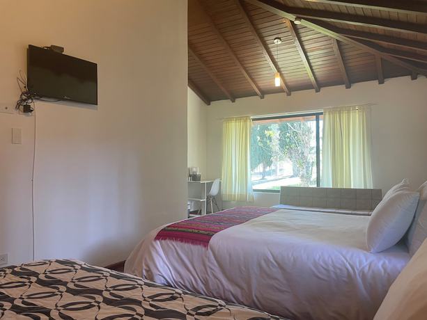 Imagen de la habitación del Hotel Quito Airport Suites. Foto 16